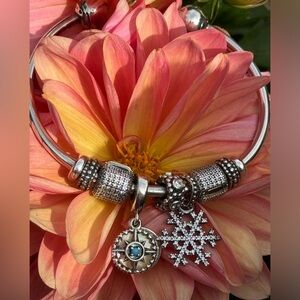 PANDORA moments open bangle and charms